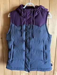 Patagonia レディースダウンベスト XSサイズのサムネイル
