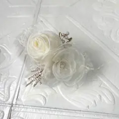 319 ハンドメイド コサージュ パール ビーズ　卒業式　卒園式　入学式　入園式