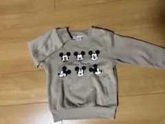 110. ミッキーマウス プリント トレーナー ベージュ