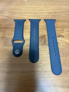 1/31処分予定　Apple Watch用ネイビーシリコンバンド