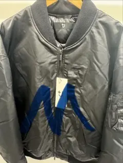 ユニクロ　＋J復刻ハイブリッドダウンオーバーサイズMA-1 新品未使用2026冬