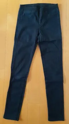 黒　レギンスパンツ　ユニクロ　S