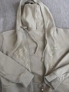 Item thumbnail for item 593de4e8-1e74-43bb-a944-b1a531e53b2e