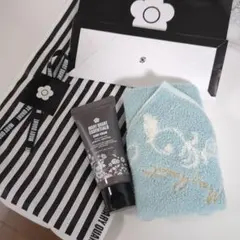 【MARYQUANT】エッセンシャルシリーズのハンドクリームとハンドタオルセットのサムネイル