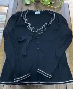 クレージュ　フリル付きブラック長袖カーディガン