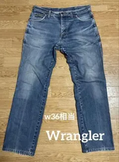 美品☆Wrangler デニムパンツ　ブルー　ゴールデンサイズW36相当のサムネイル