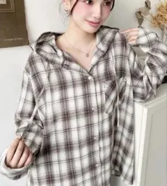 moment+ チェックシャツ ベージュ フード モーメントプラス