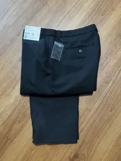 UNIQLO 感動スリムパンツ　WOMEN