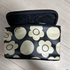 ポーチ