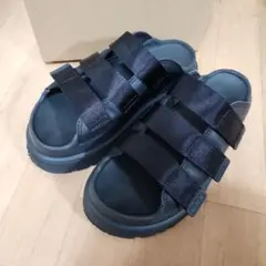 UGGサンダル ゴールデングロウスライド 24cm