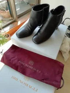 ブルーノマリ　ショートブーツ