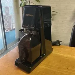 Item thumbnail for item da1ea5d5-7bcd-40cf-90b5-45e60daa0c73