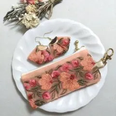 インド刺繍リボン　ミニポーチ　ピアス