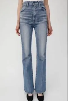 マウジーmvs flare 24 フレアデニムパンツ