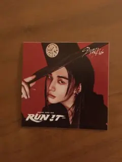 StrayKids スキズ ヒョンジン ステッカー なんばパークス RUN iT