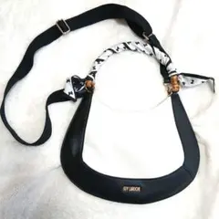 GUY LAROCHE スカーフ付きショルダーバッグ