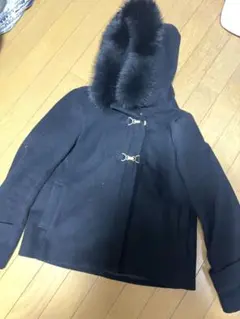 STRAWBERRY FIELDS フード付きダッフルコート ブラック　ショート