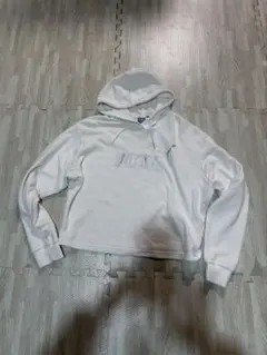 PUMA ☆ クロップドパーカー