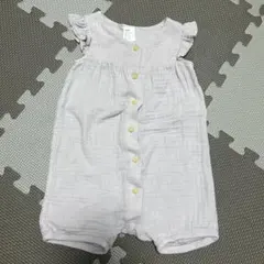 H&M 薄いピンクのロンパース