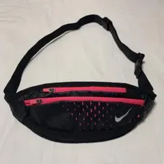 Nike ランニング用ウエストポーチ ブラック×ピンク