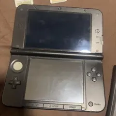 Nintendo 3DS LL レッド 本体カセット3個付き