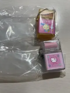 【サンリオ】ローラー付き消しゴム風キーホルダー　ウサハナ　ハローキティ