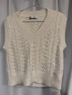 ZARA ザラ アイボリー ケーブルニット Vネック ベスト S