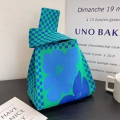 【大人気バッグ！】ニットバッグ 花＆ギンガムチェック柄