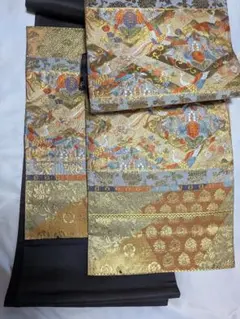 金色と黒 花柄 袋帯
