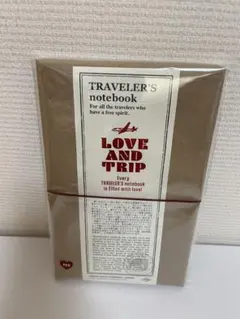 トラベラーズノート　レギュラーサイズ　LOVE AND TRIP レッド