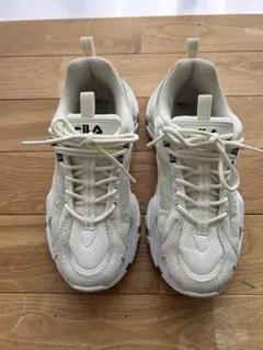 FILA イントレーション ライト　厚底スニーカー