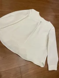 ホワイト 長袖ブラウス　ロペピクニック