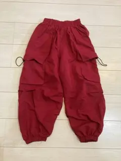 130cmサイズ　赤　カーゴパンツ