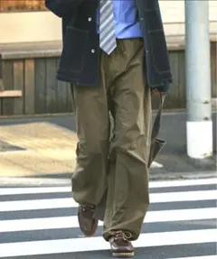 Item thumbnail for item 80be4cfc-ba7c-428e-819a-83f8bc91b8f6