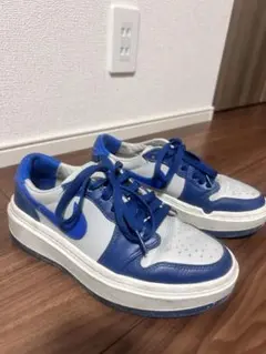 Nike Jordan 青 スニーカー