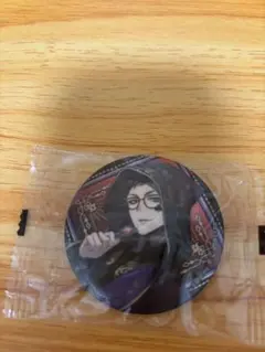 ツイステ トレイ 缶バッチ