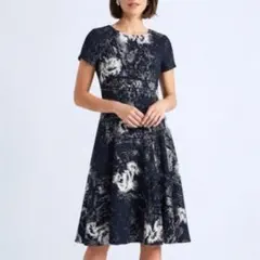 Buona-Spazio ドイツ製生地使用 花柄ワンピース フレア 40（M）黒