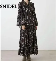 SNIDEL ベストディテールプリントワンピース 試着のみタグなし00サイズ