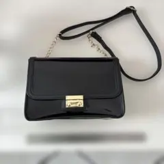 黒　ショルダーバック　ポーチ付き