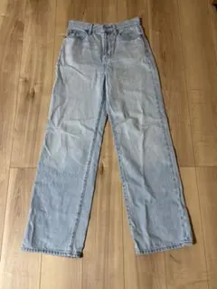 ユニクロ ワイドストレートデニム 24 （61cm）