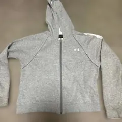 Under Armour グレー パーカー フード付き