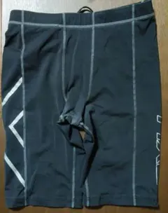 2XU コンプレッション ハーフタイツのサムネイル