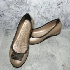 【廃盤品】クロックス　crocs lily women フラットシューズのサムネイル