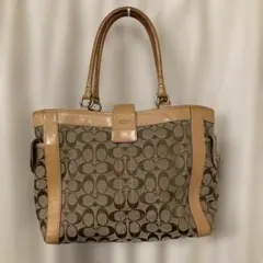 Item thumbnail for item e7a4bb23-0006-4b62-a159-b14cc34d633f