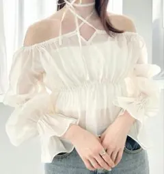 2WAYシアーオフショルブラウス シフォンチョーカートップス 春夏のサムネイル
