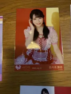 イコラブ 生写真 佐々木舞香 直筆 ネオギャル衣装 チュウ - メルカリ