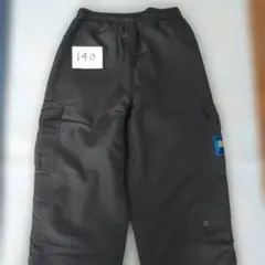 140サイズ 裏起毛 黒 カーゴパンツ