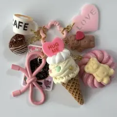 じゃらじゃらキーホルダー♡バレンタイン♡ピンク♡ソフトクリーム♡くま♡