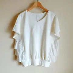 GALENA バックフリルプルオーバー　半袖　Tシャツ ホワイト白　ティアードのサムネイル