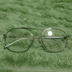 Item thumbnail for item 8ff9263c-66b6-4e60-b475-d0f1f10200d7